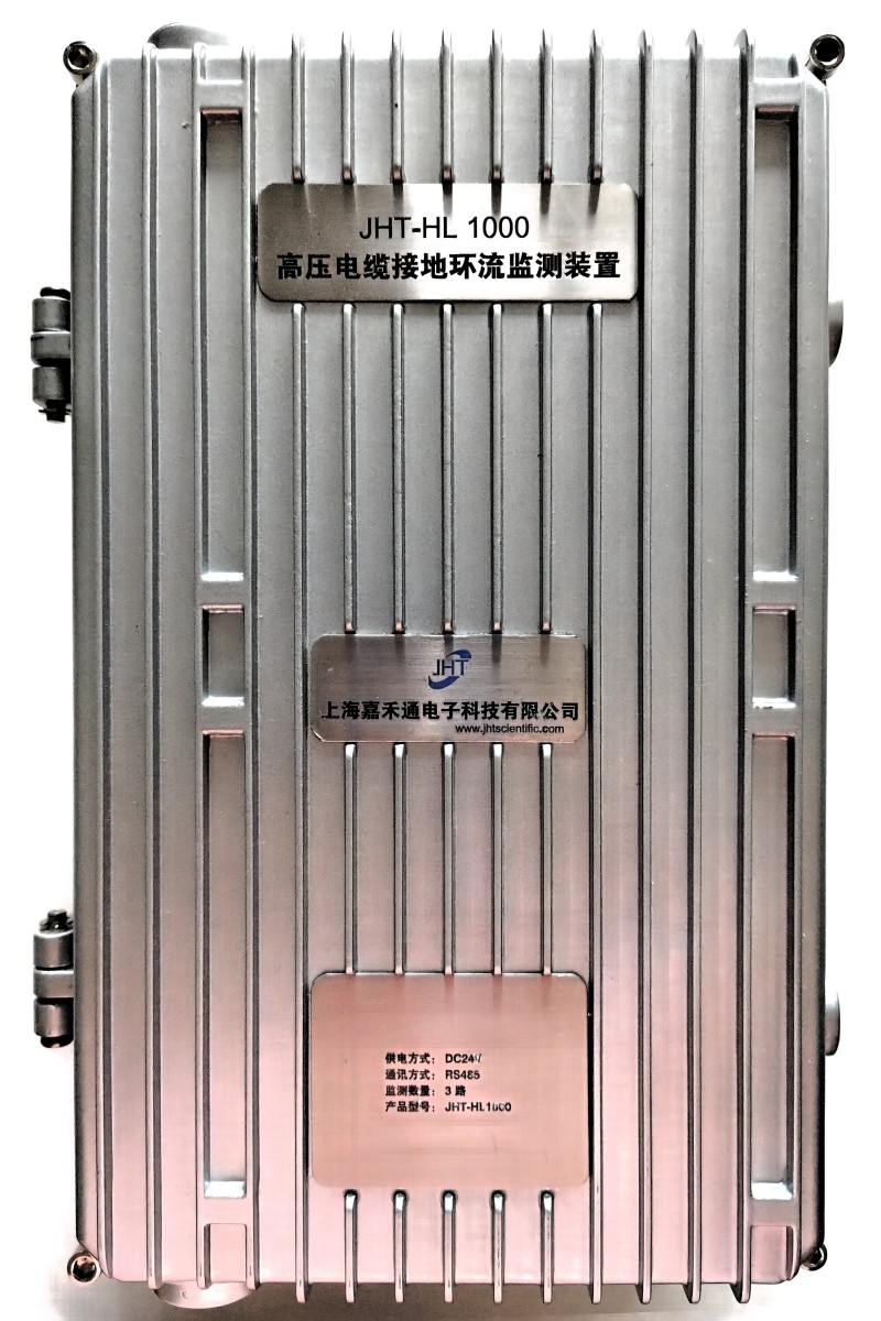 交变电场在护层环流产生过程中起着怎样的关键作用？